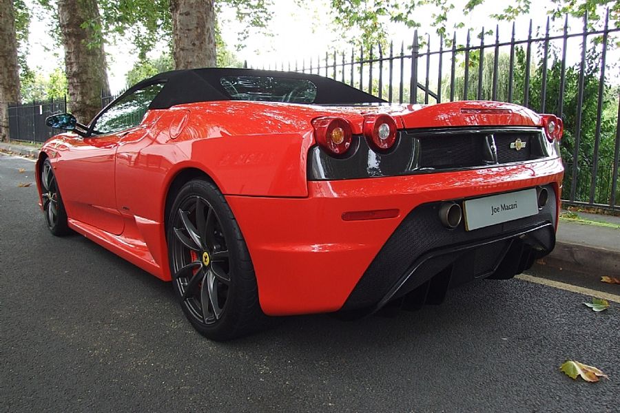 Ferrari 16M Scuderia