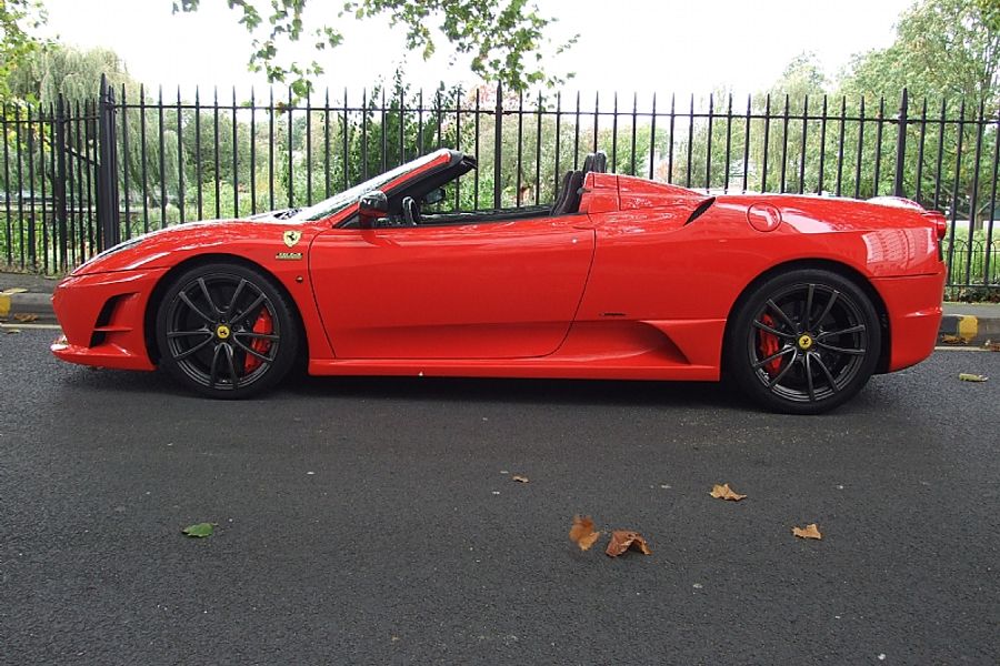 Ferrari 16M Scuderia