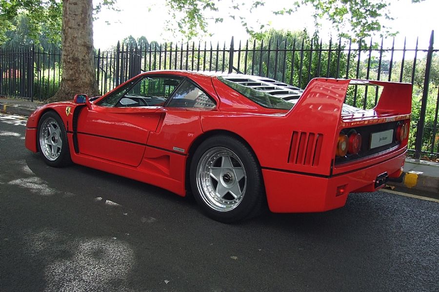 1990 Ferrari F40