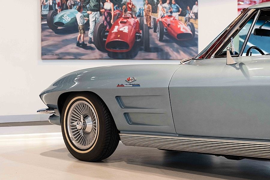 1963 Chevrolet Corvette Stingray C2 Split Window Coupe
