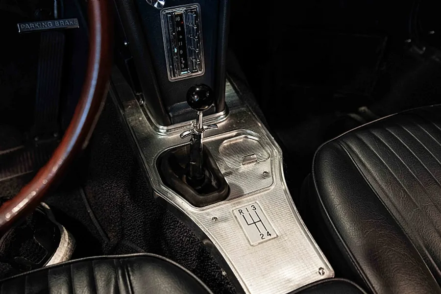 1963 Chevrolet Corvette Stingray C2 Split Window Coupe