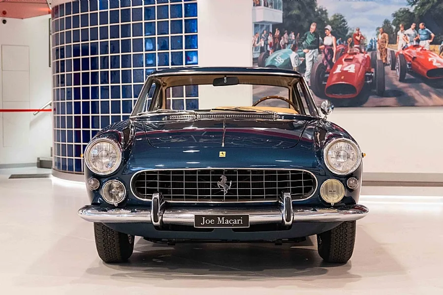 1963 Ferrari 250 GTE 2+2