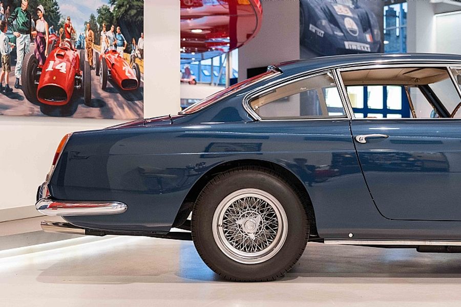 1963 Ferrari 250 GTE 2+2