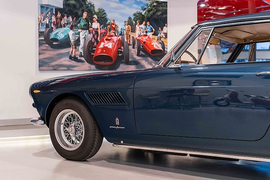 1963 Ferrari 250 GTE 2+2