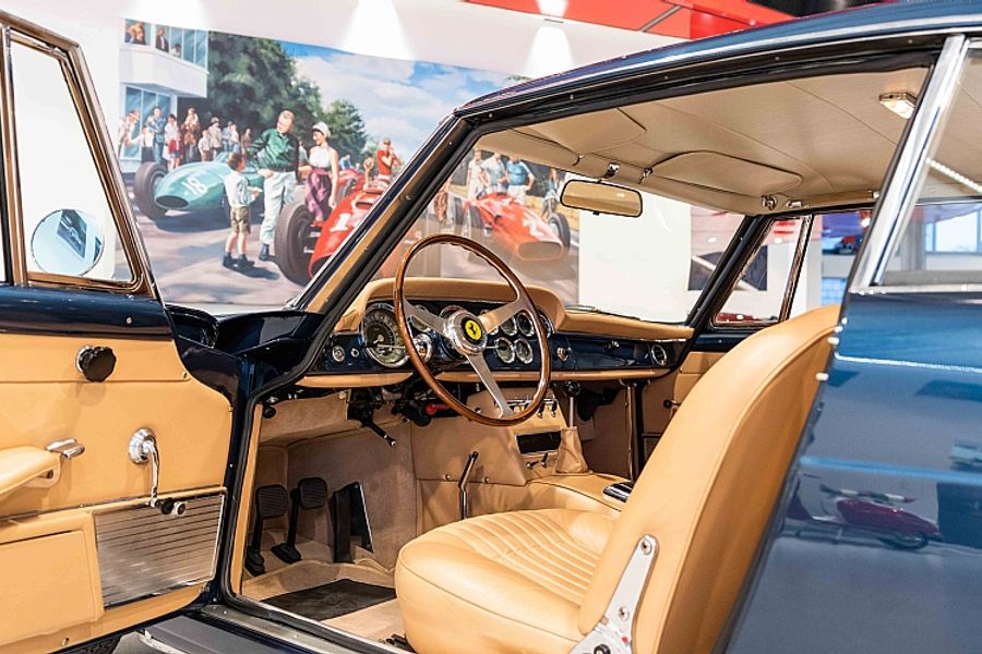 1963 Ferrari 250 GTE 2+2