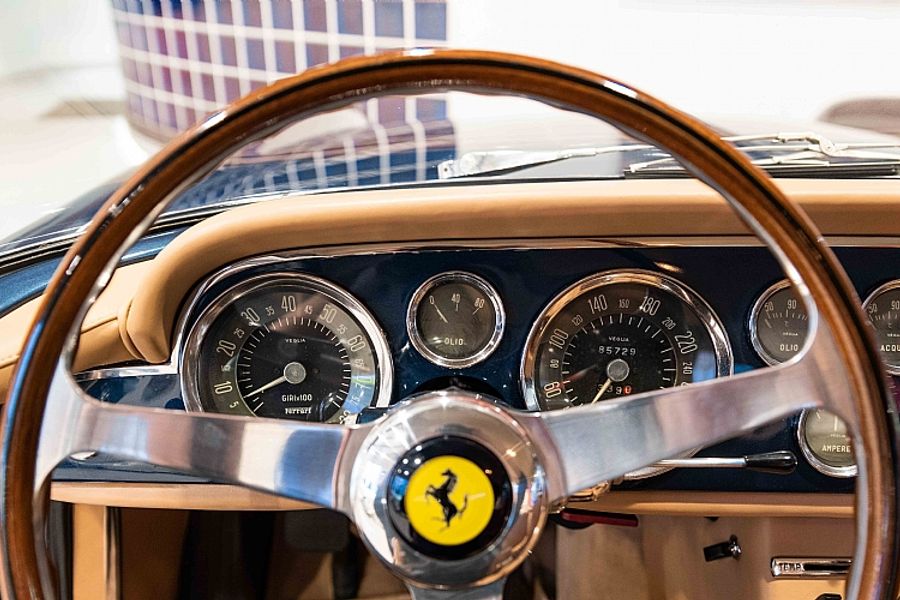 1963 Ferrari 250 GTE 2+2