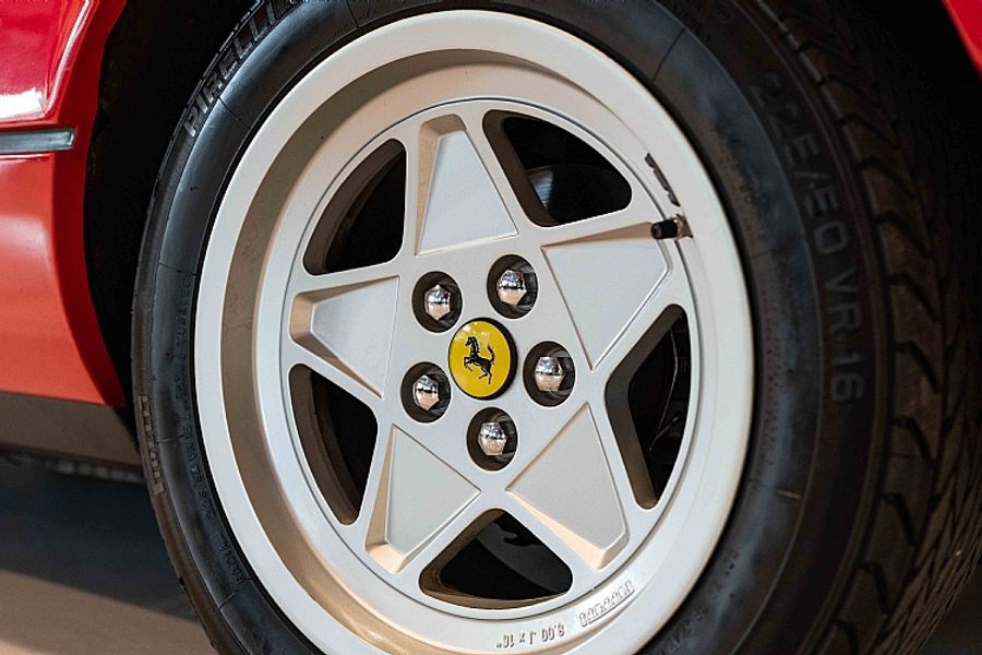 1986 Ferrari 328 GTB