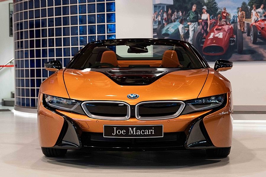 2018 BMW i8 Roadster