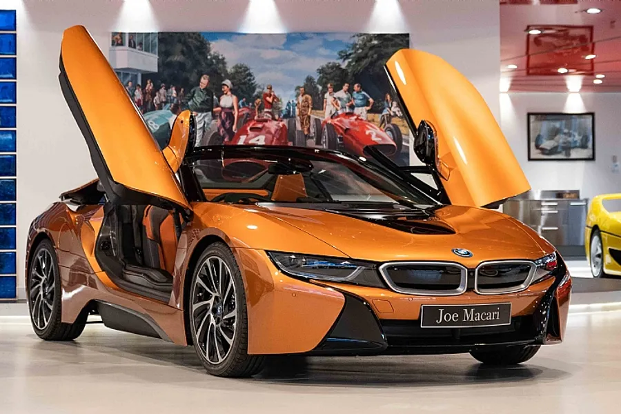 2018 BMW i8 Roadster