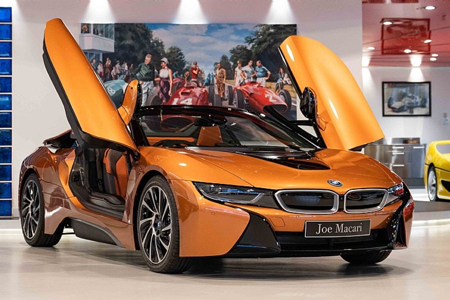 2018 BMW i8 Roadster