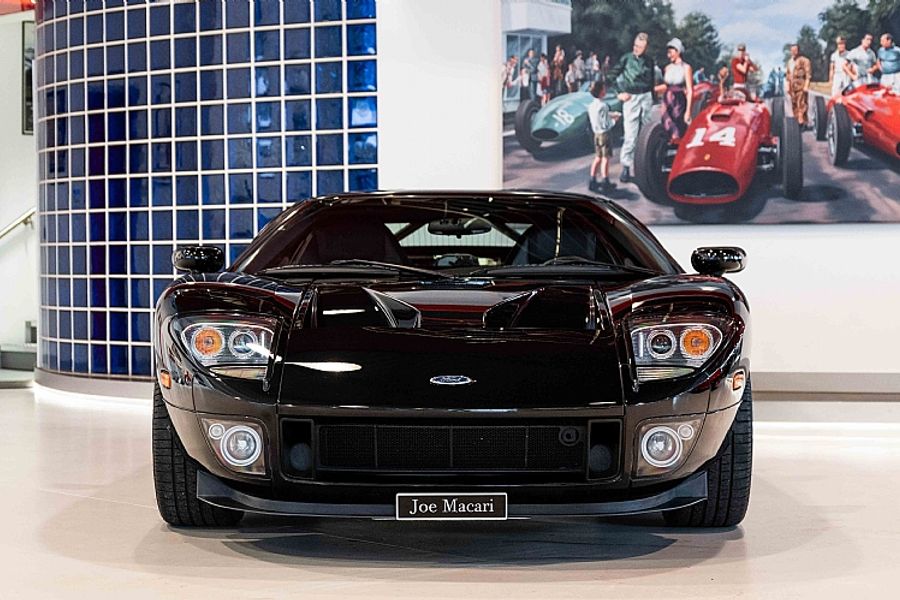 2005 Ford GT