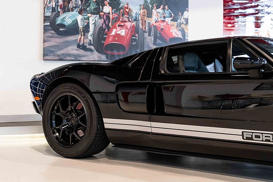 2005 Ford GT