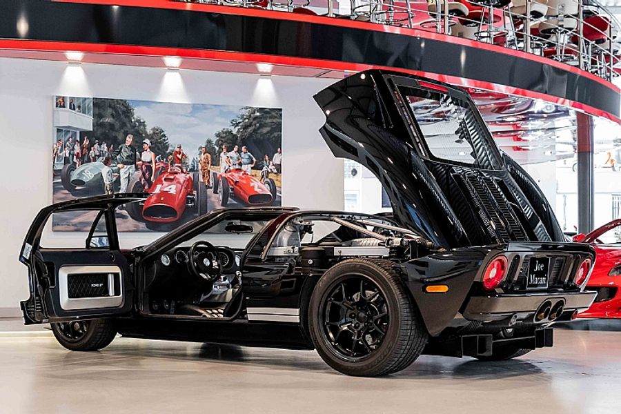 2005 Ford GT