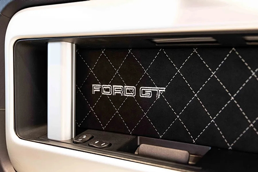2005 Ford GT