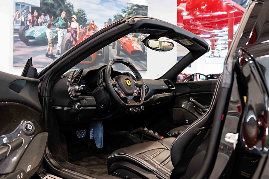 2016 Ferrari 488 Spider LHD