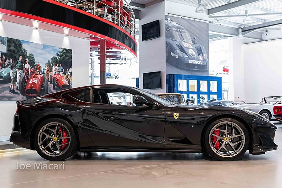 2019 Ferrari 812 Superfast