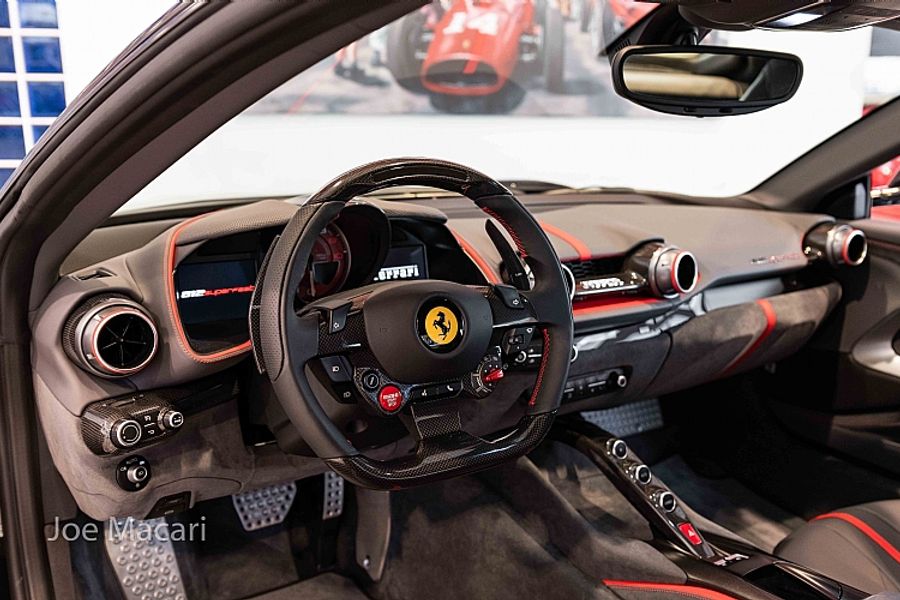 2019 Ferrari 812 Superfast