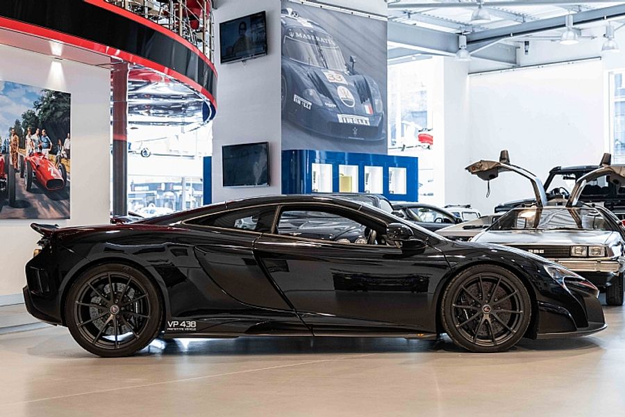 2015 McLaren 675LT