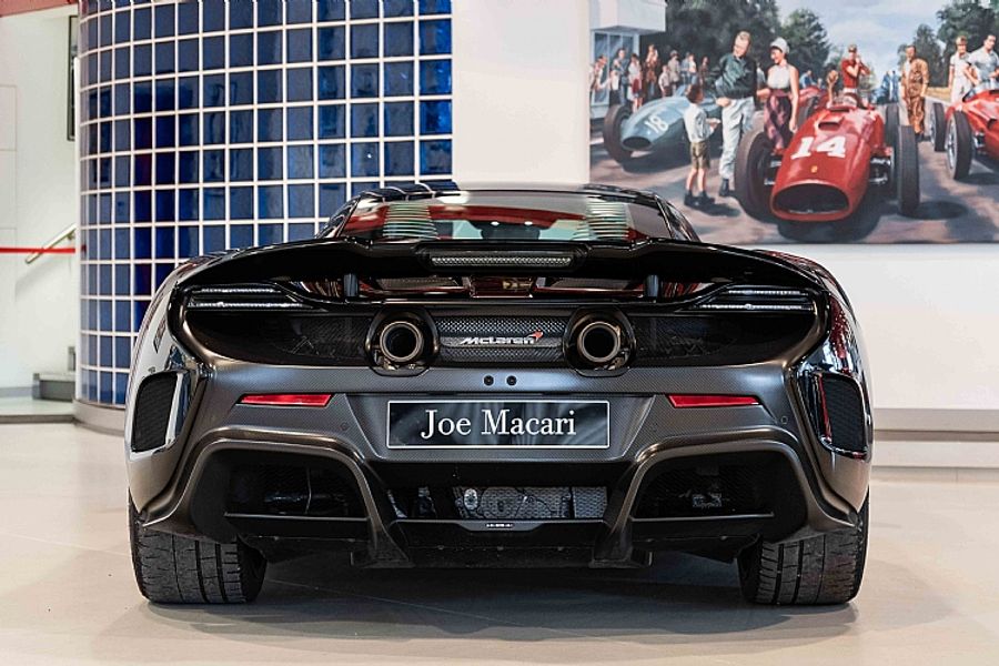 2015 McLaren 675LT