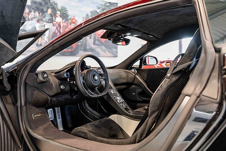 2015 McLaren 675LT