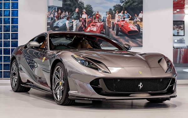 2019 Ferrari 812 Superfast