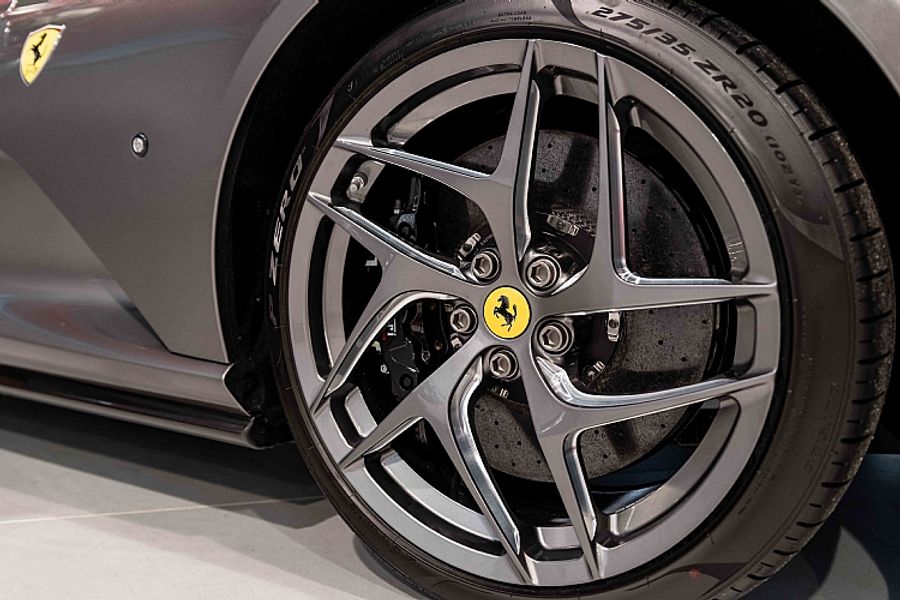 2019 Ferrari 812 Superfast