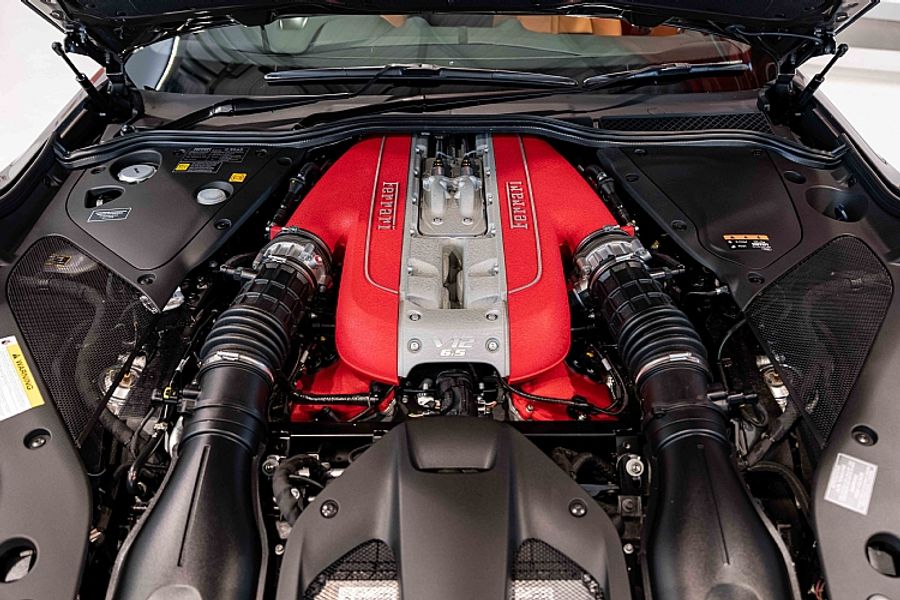 2019 Ferrari 812 Superfast
