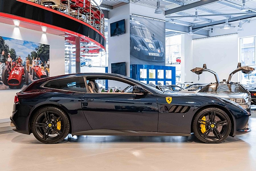 2019 Ferrari GTC4 Lusso V12
