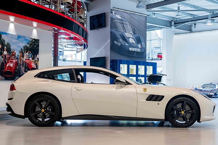 2018 Ferrari GTC4 Lusso V12
