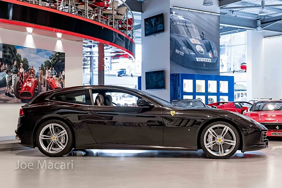 2017 Ferrari GTC4 Lusso V12