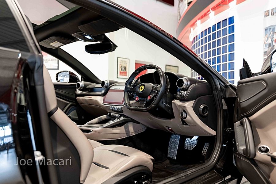 2017 Ferrari GTC4 Lusso V12