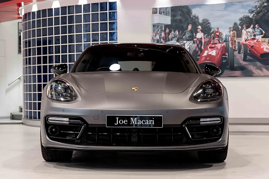 2018 Porsche Panamera Turbo S E-Hybrid Sport Turismo