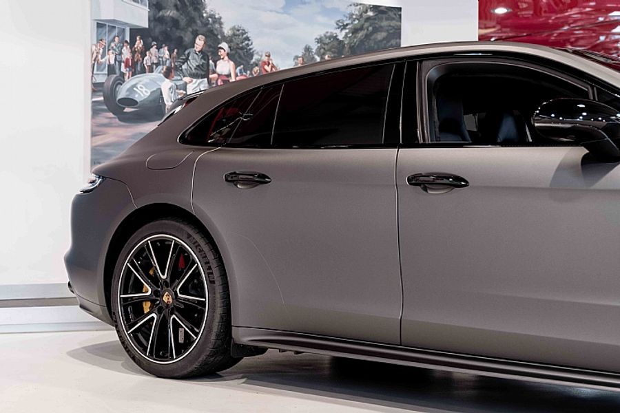 2018 Porsche Panamera Turbo S E-Hybrid Sport Turismo