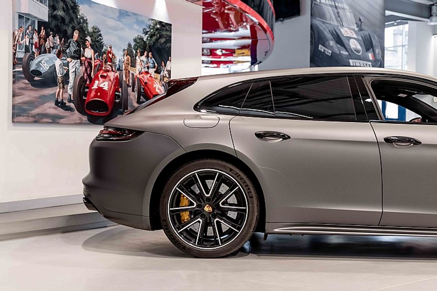 2018 Porsche Panamera Turbo S E-Hybrid Sport Turismo