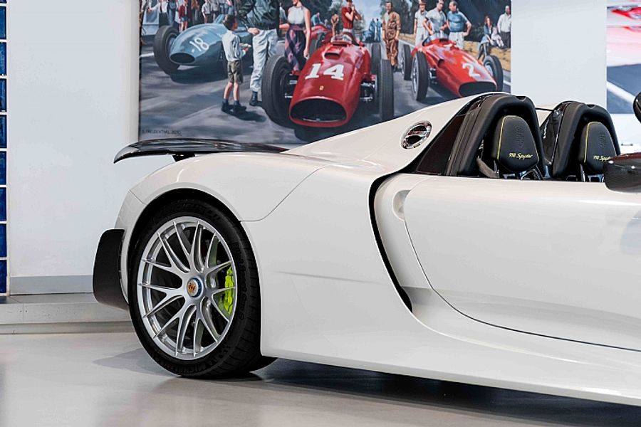 2014 Porsche 918 Spyder
