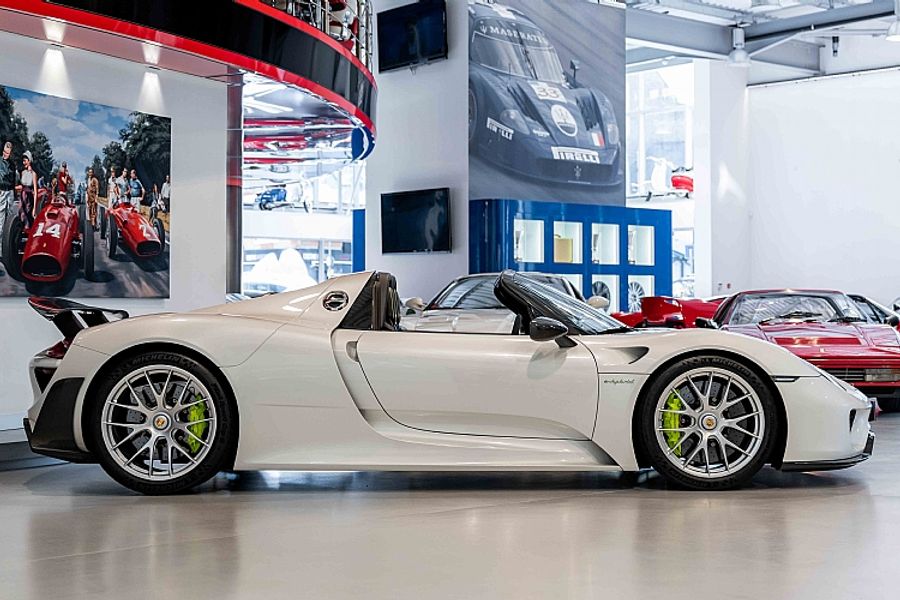 2014 Porsche 918 Spyder