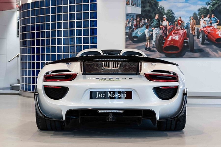 2014 Porsche 918 Spyder