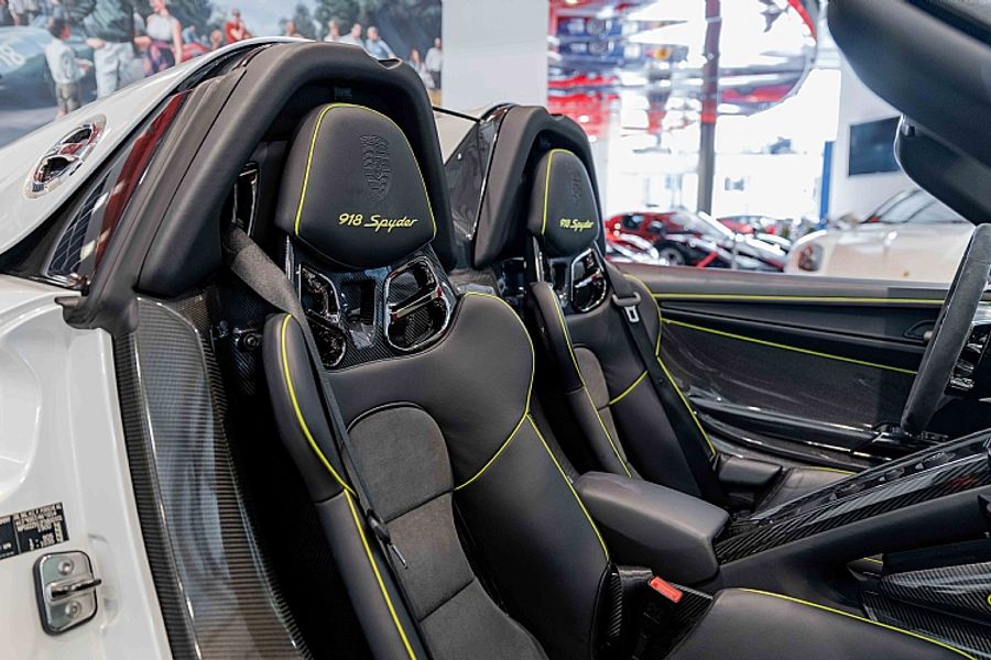 2014 Porsche 918 Spyder