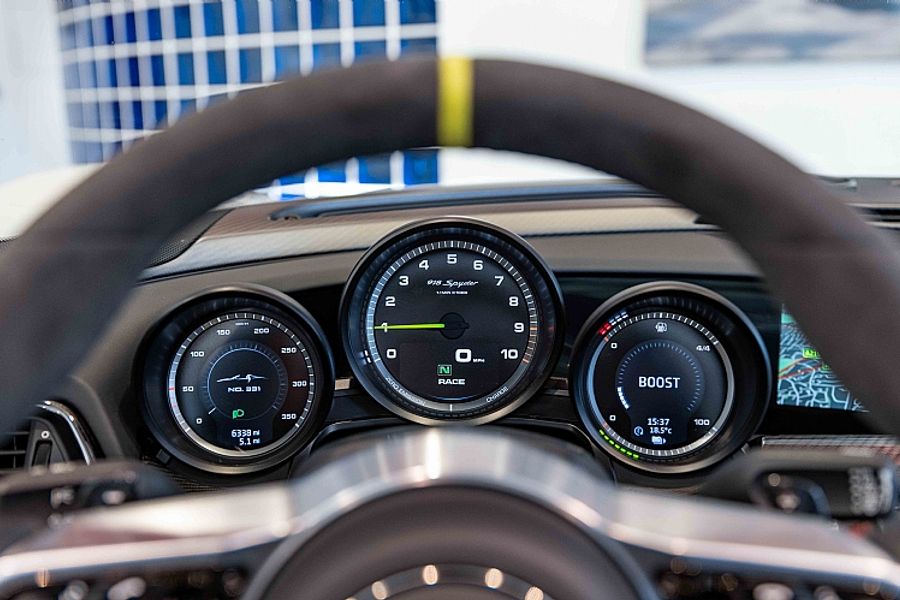 2014 Porsche 918 Spyder