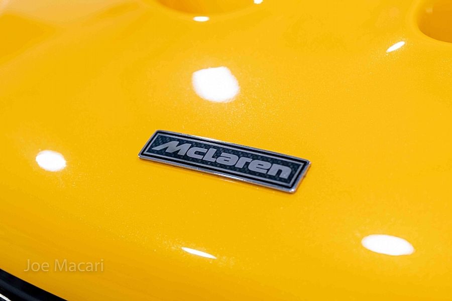 2015 McLaren P1