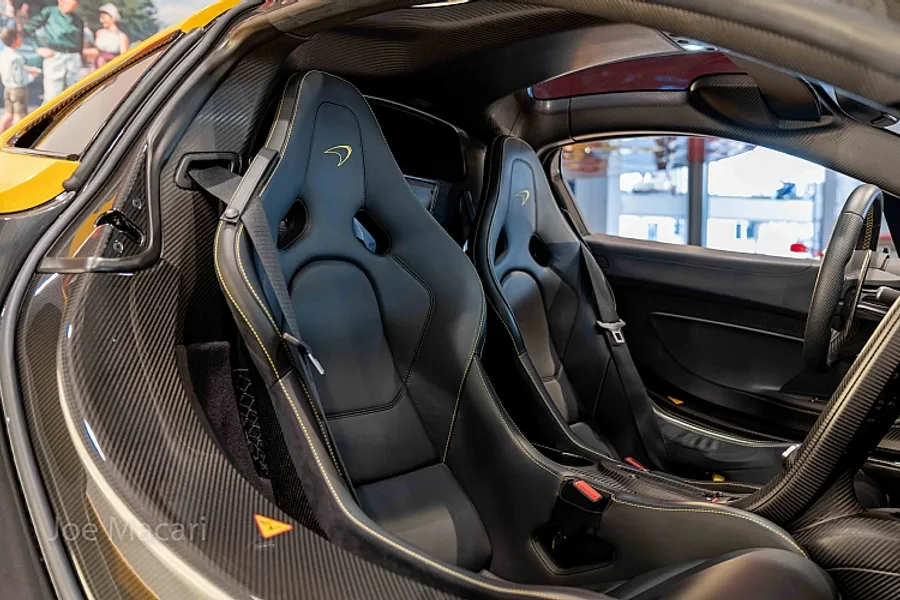 2015 McLaren P1