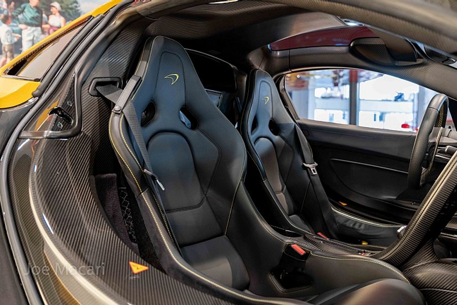2015 McLaren P1