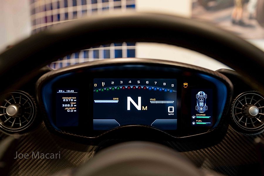 2015 McLaren P1