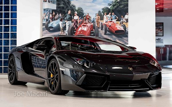 2013 Lamborghini Aventador LP700-4
