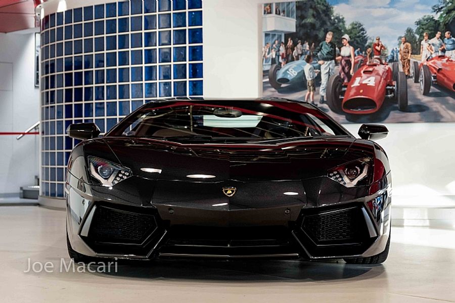 2013 Lamborghini Aventador LP700-4