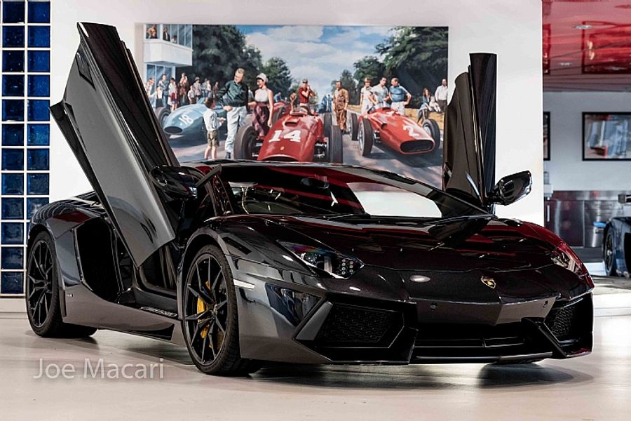 2013 Lamborghini Aventador LP700-4