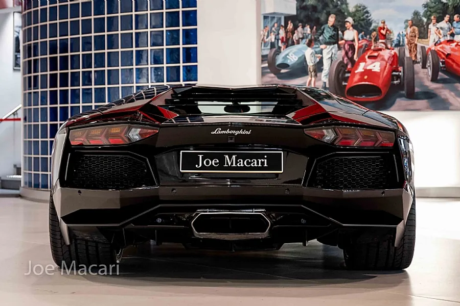 2013 Lamborghini Aventador LP700-4