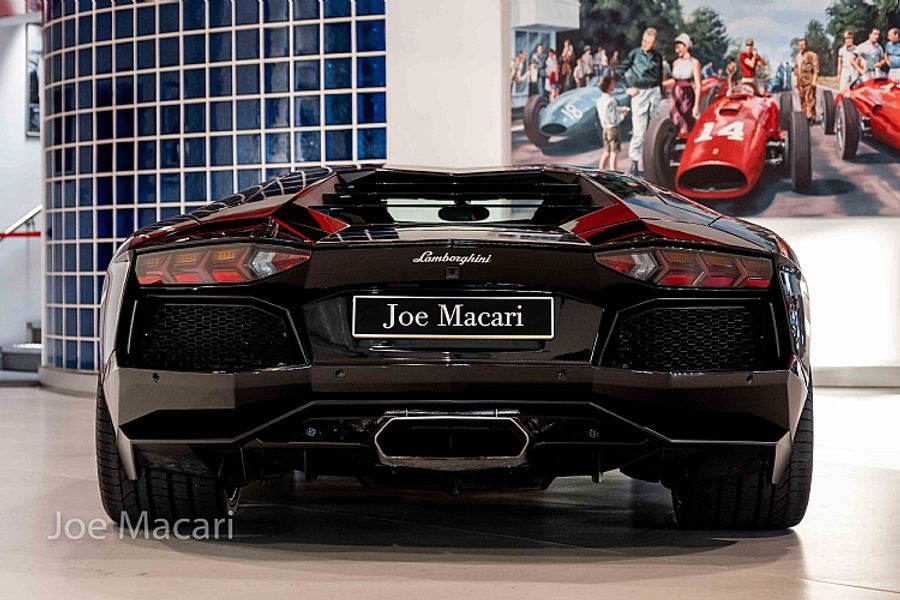 2013 Lamborghini Aventador LP700-4
