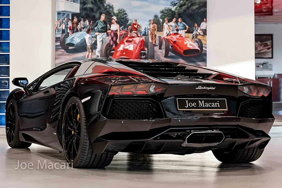 2013 Lamborghini Aventador LP700-4