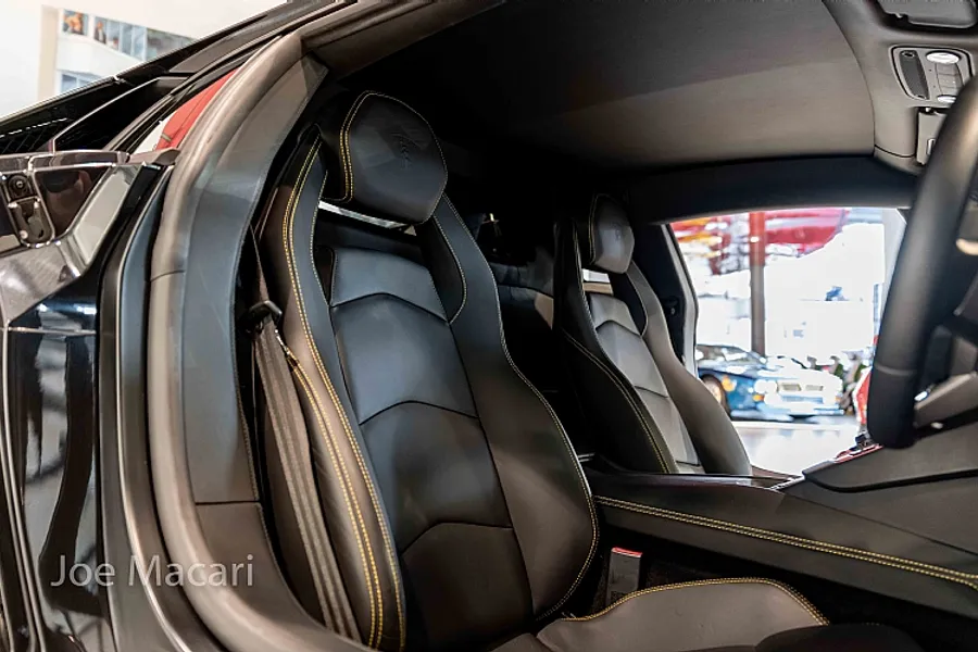 2013 Lamborghini Aventador LP700-4
